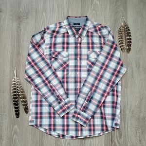 🪶 white, blue, red plaid button down